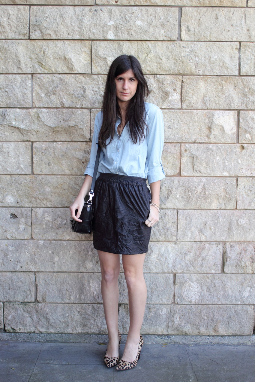 chambray shirt karen walker skirt leopard heels fashion blog