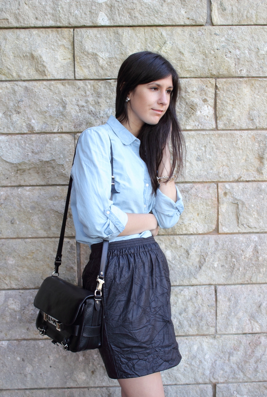 chambray shirt karen walker skirt leopard heels fashion blog