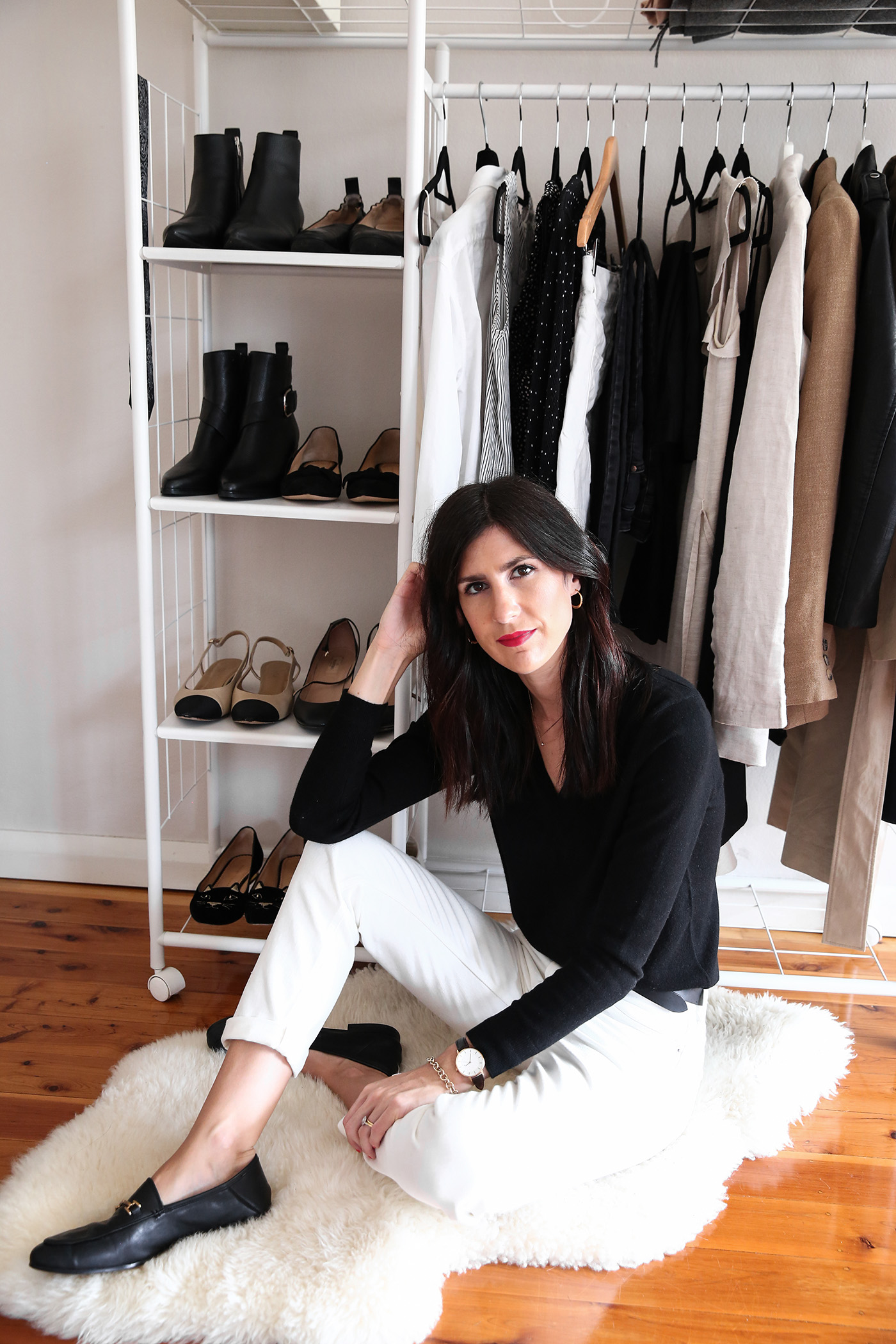 capsule wardrobe style uniform minimal closet