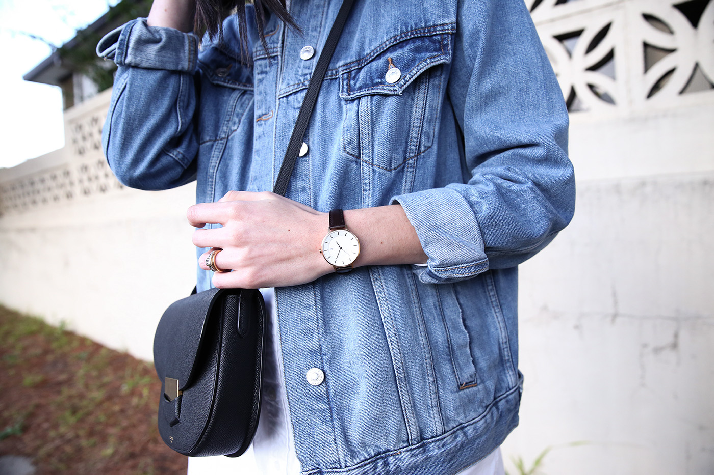 spring wardrobe essential denim jacket mademoiselle minimal outfit