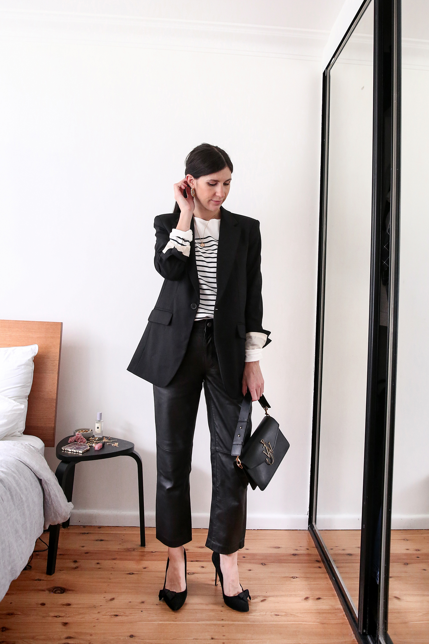 One oversized blazer, 4 ways to style