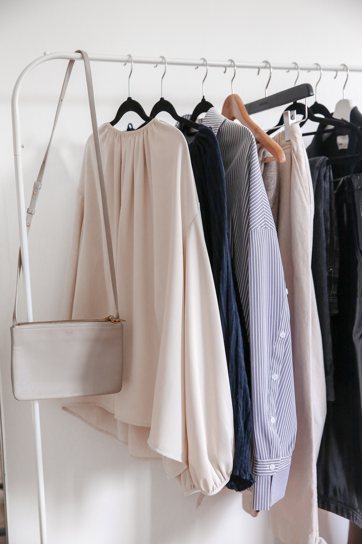 Autumn Wardrobe Style Edit Capsule Closet Minimalist Fashion