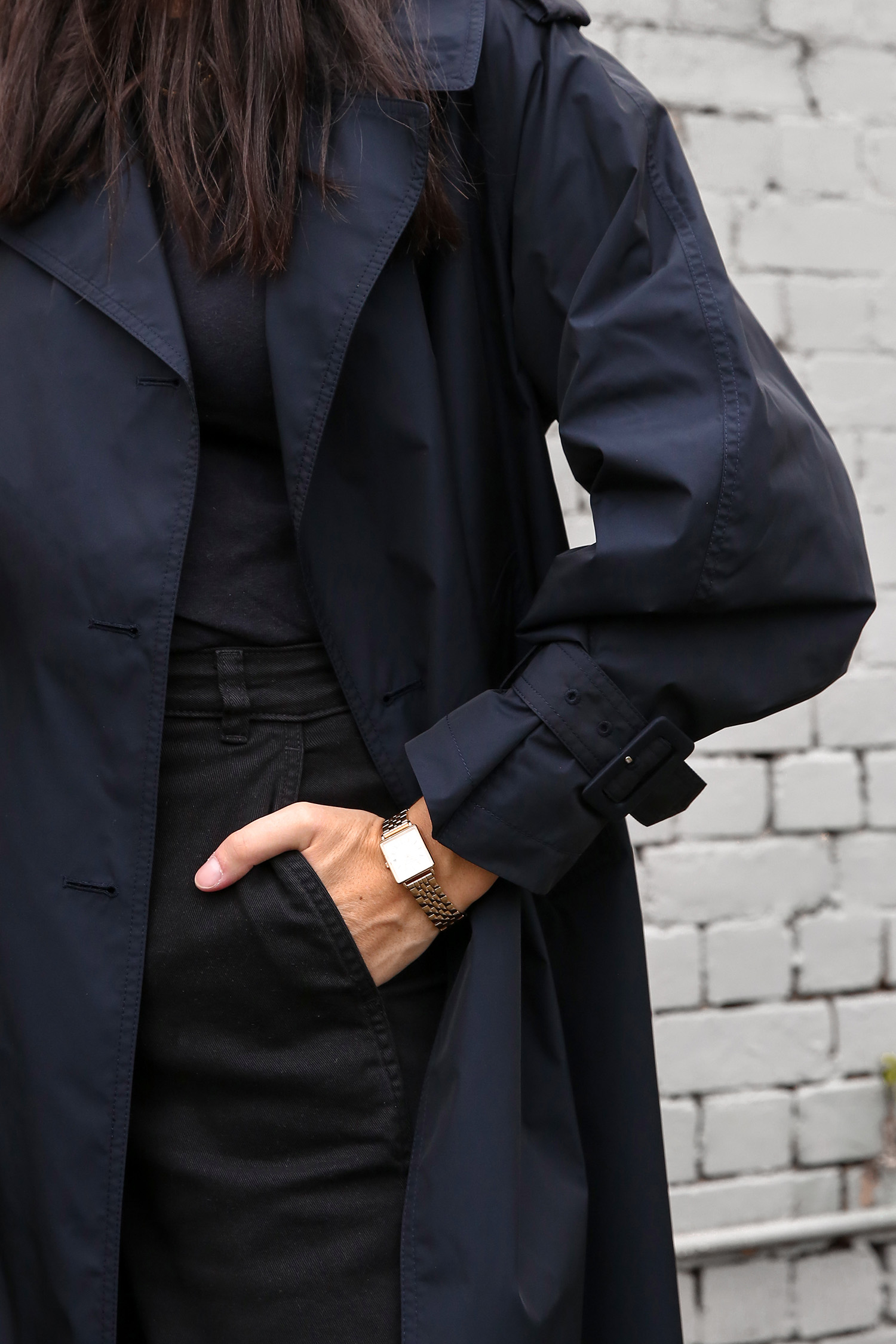 trench coat puffed sleeve detail