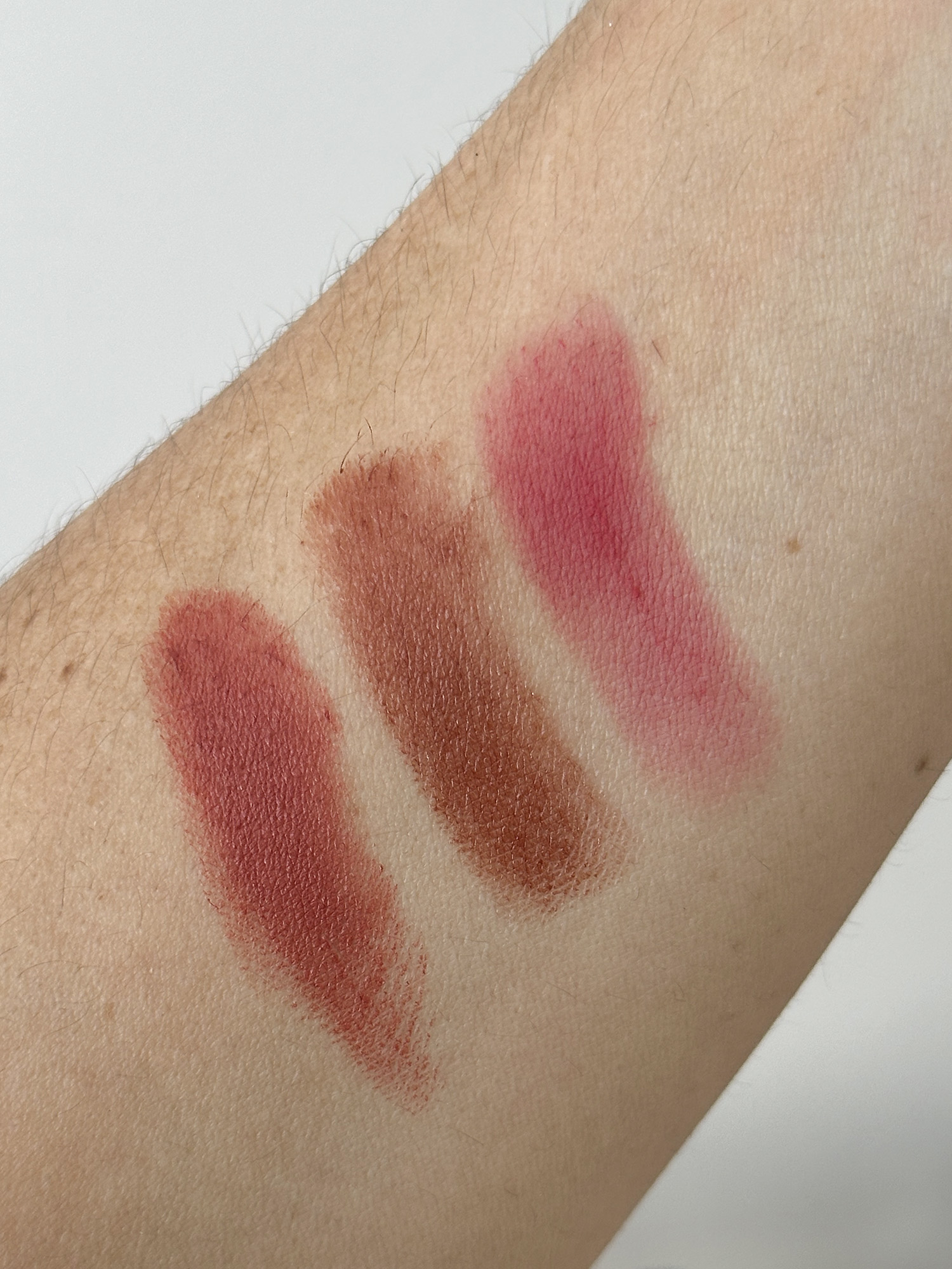 Queen Musia Matte Creme Lipstick Merit Signature Lip and Violette FR Bisou Balm swatches