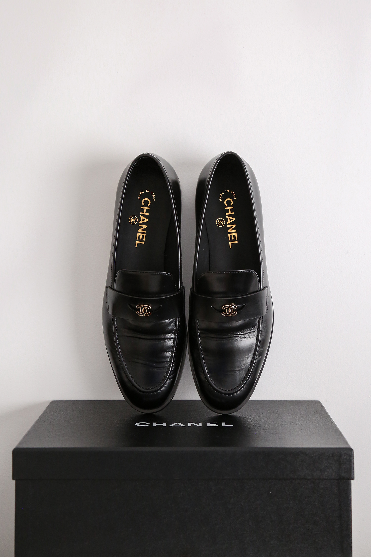 Chanel black shiny moccasins loafers