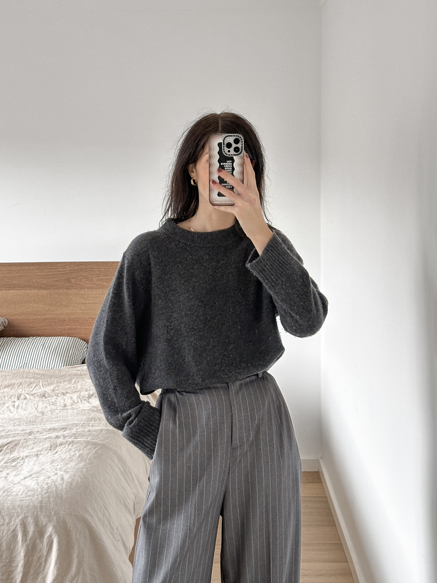 Quicne Mongolian Cashmere Oversized Crewneck Sweater Review