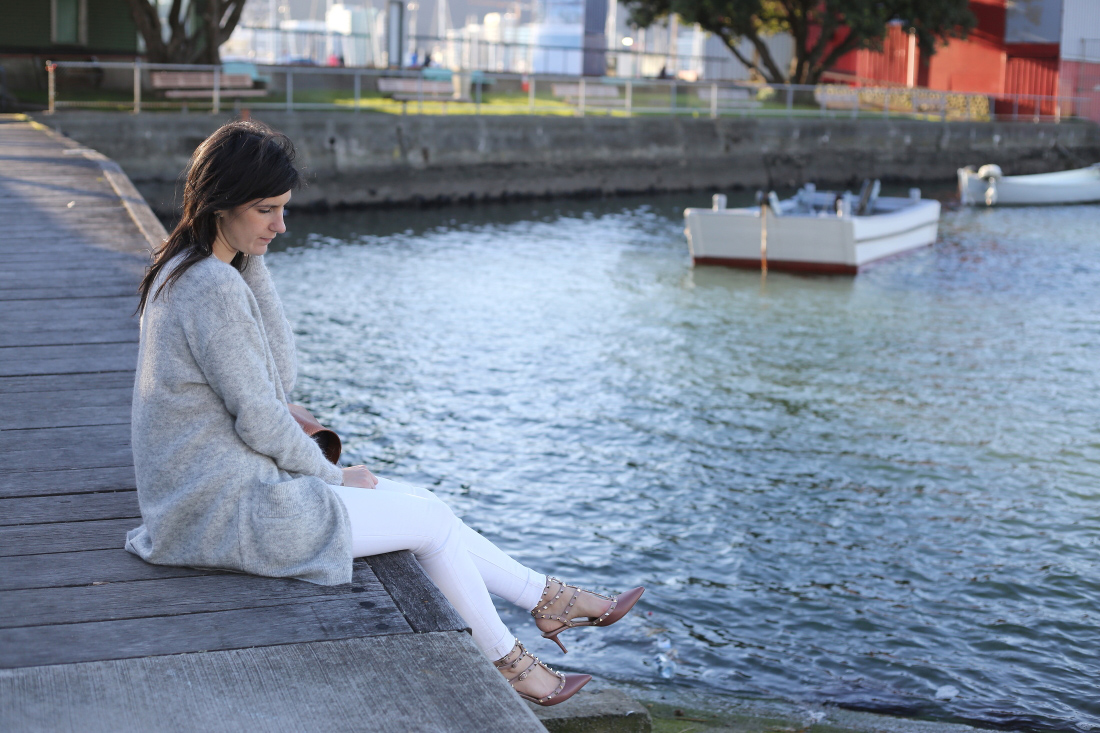 j brand skinny jeans country road grandpa cardigan valentino rockstud