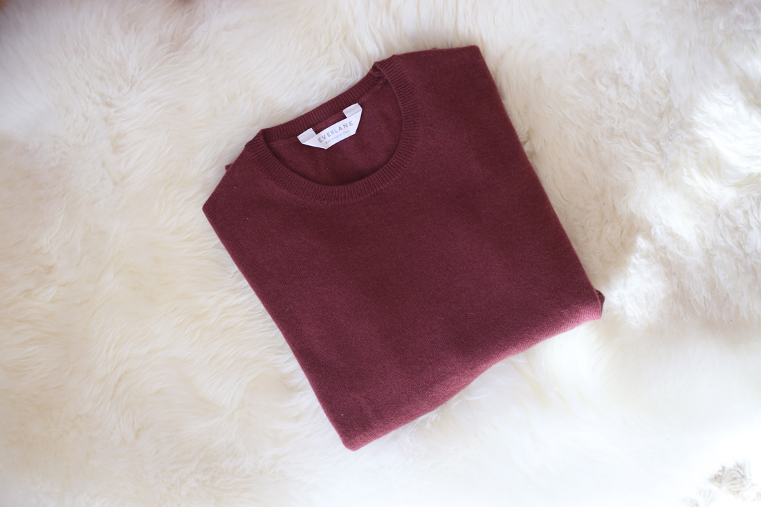 everlane rose cashmere crew neck sweater