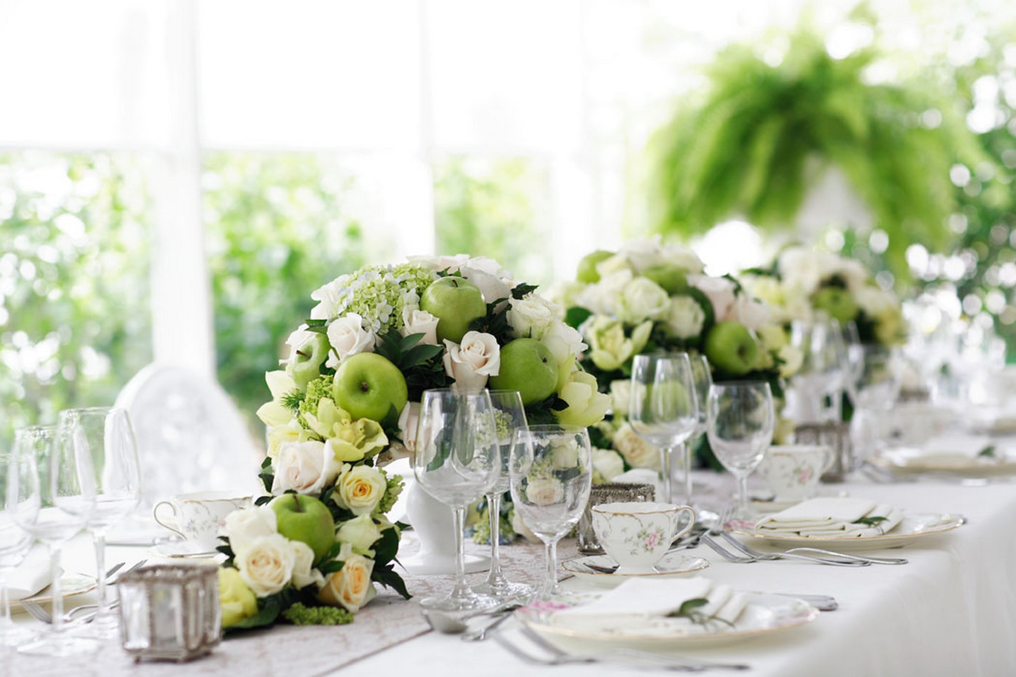wedding table arrangements