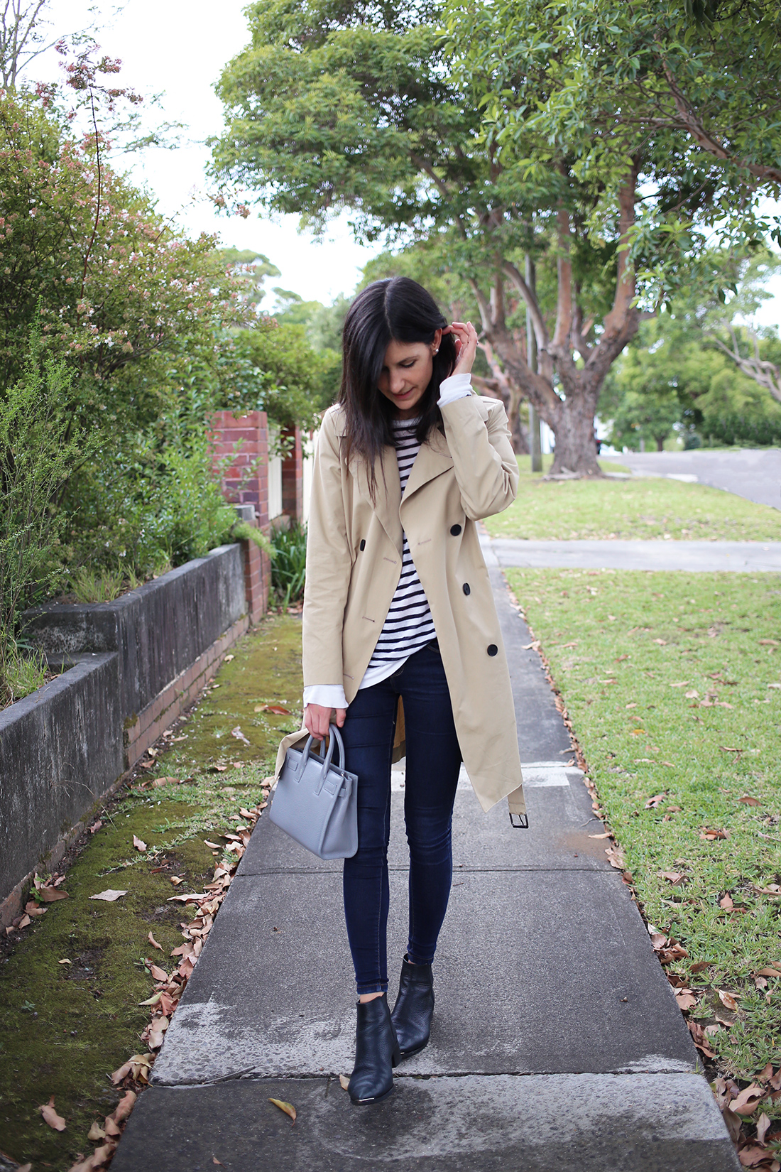 classic style stripes everlane trench coat acne jensen boots