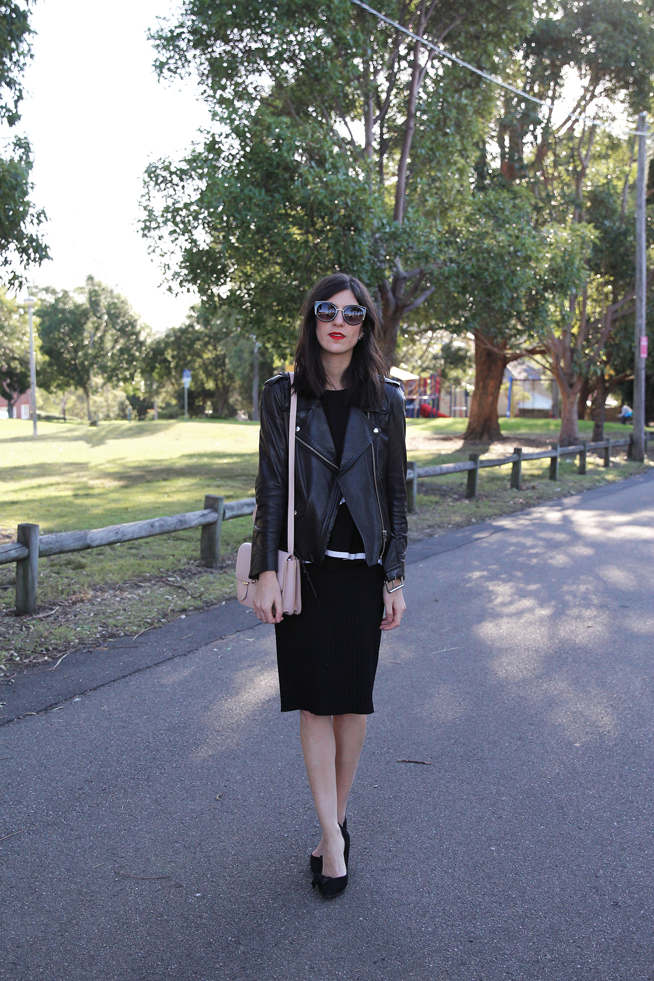 How to wear all black without looking boring