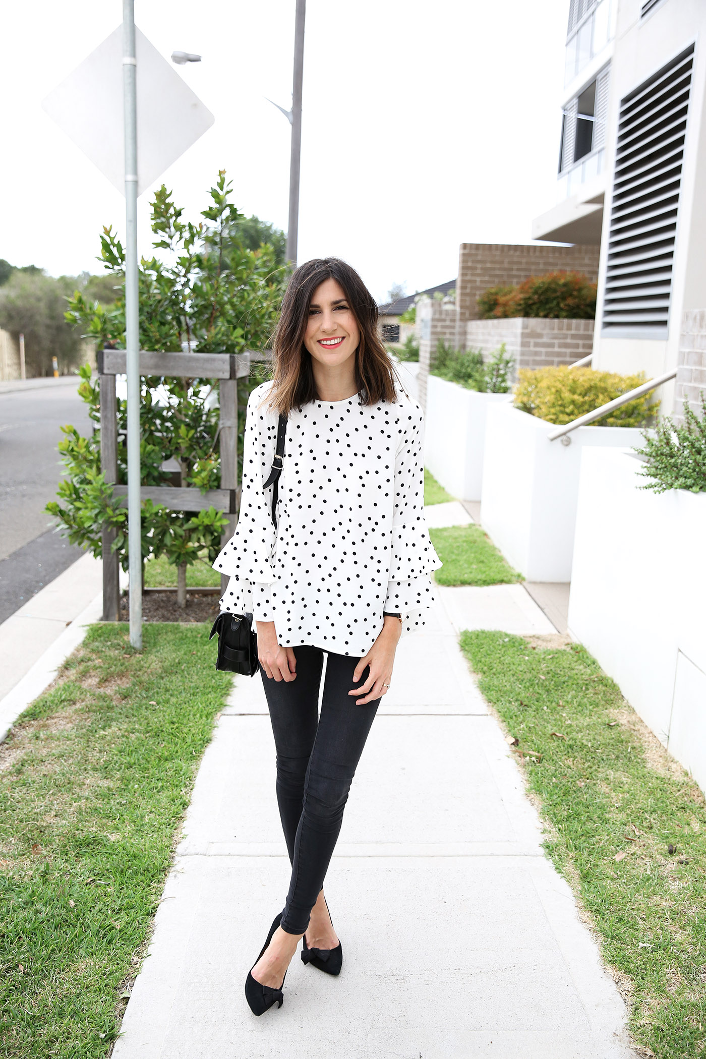 polka dot top minimal style outfit