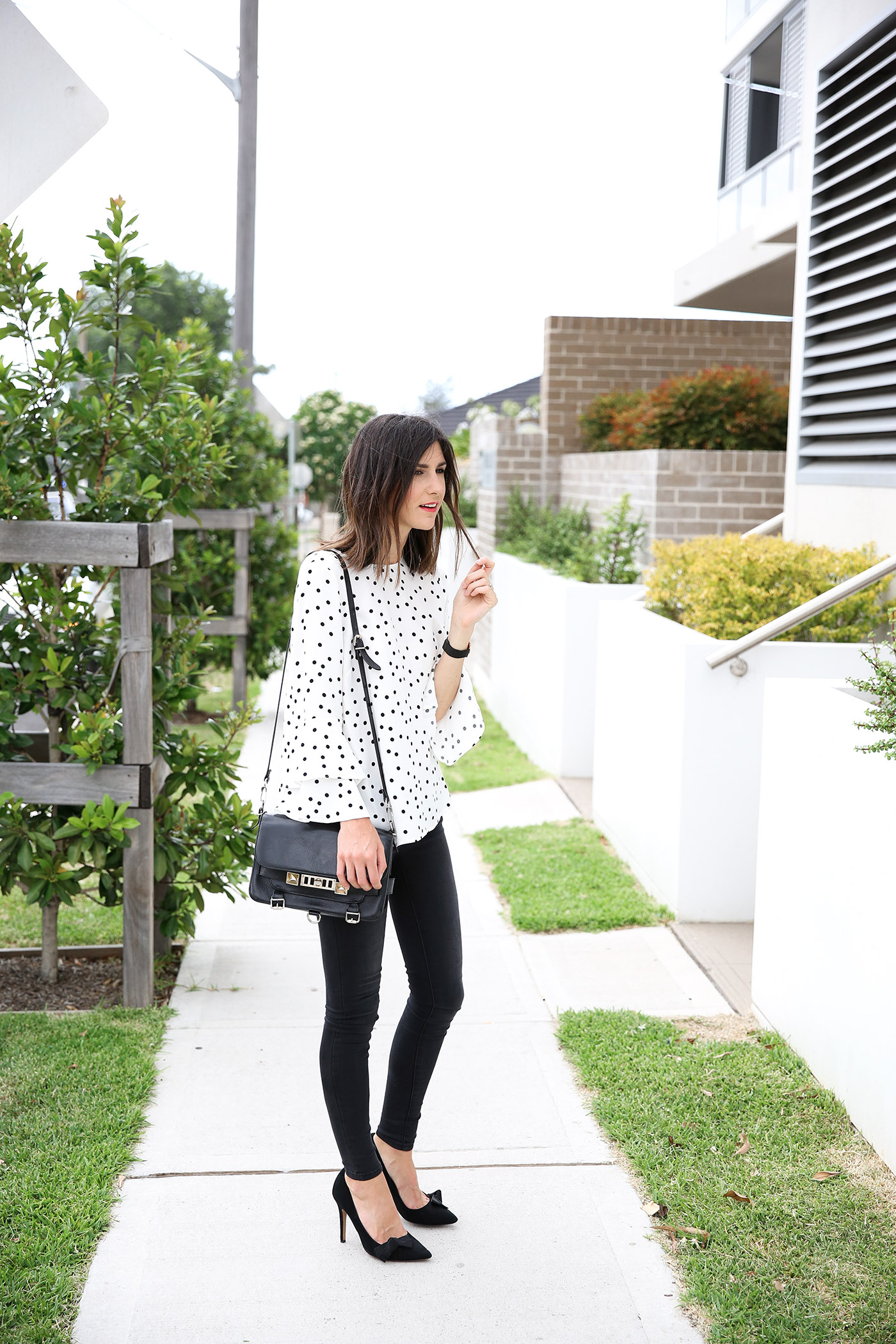 polka dot top minimal style outfit