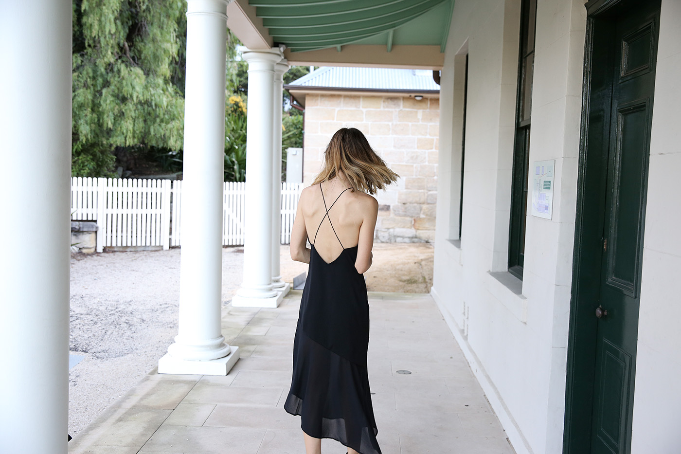 black maxi dress minimal style