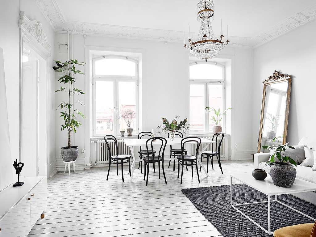 Interior Inspiration: Scandinavian home in black, white, and beige ...